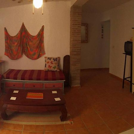 Almayate Hippie Shack Ngoại thất bức ảnh