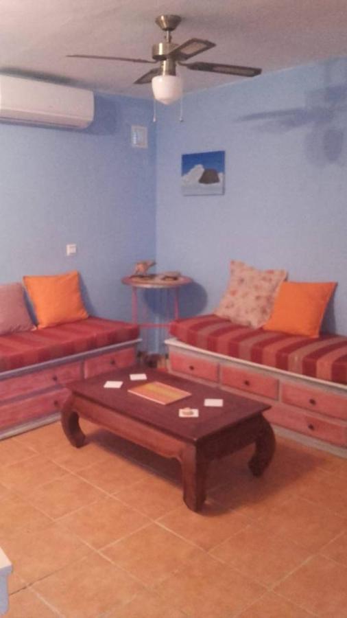 Almayate Hippie Shack Ngoại thất bức ảnh